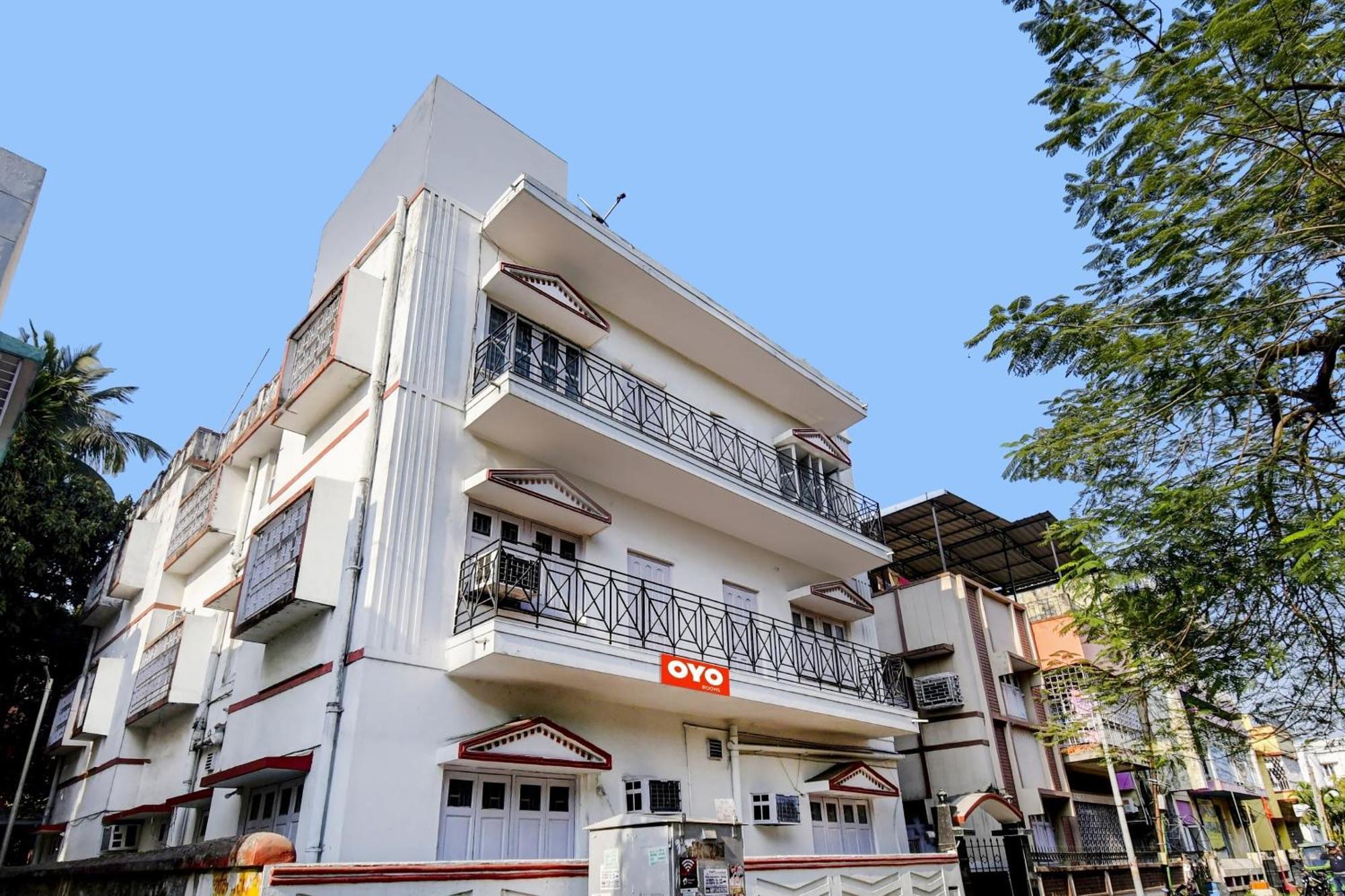 Super Oyo Hotel O Fantasy Stay Vibe Калькутта Экстерьер фото