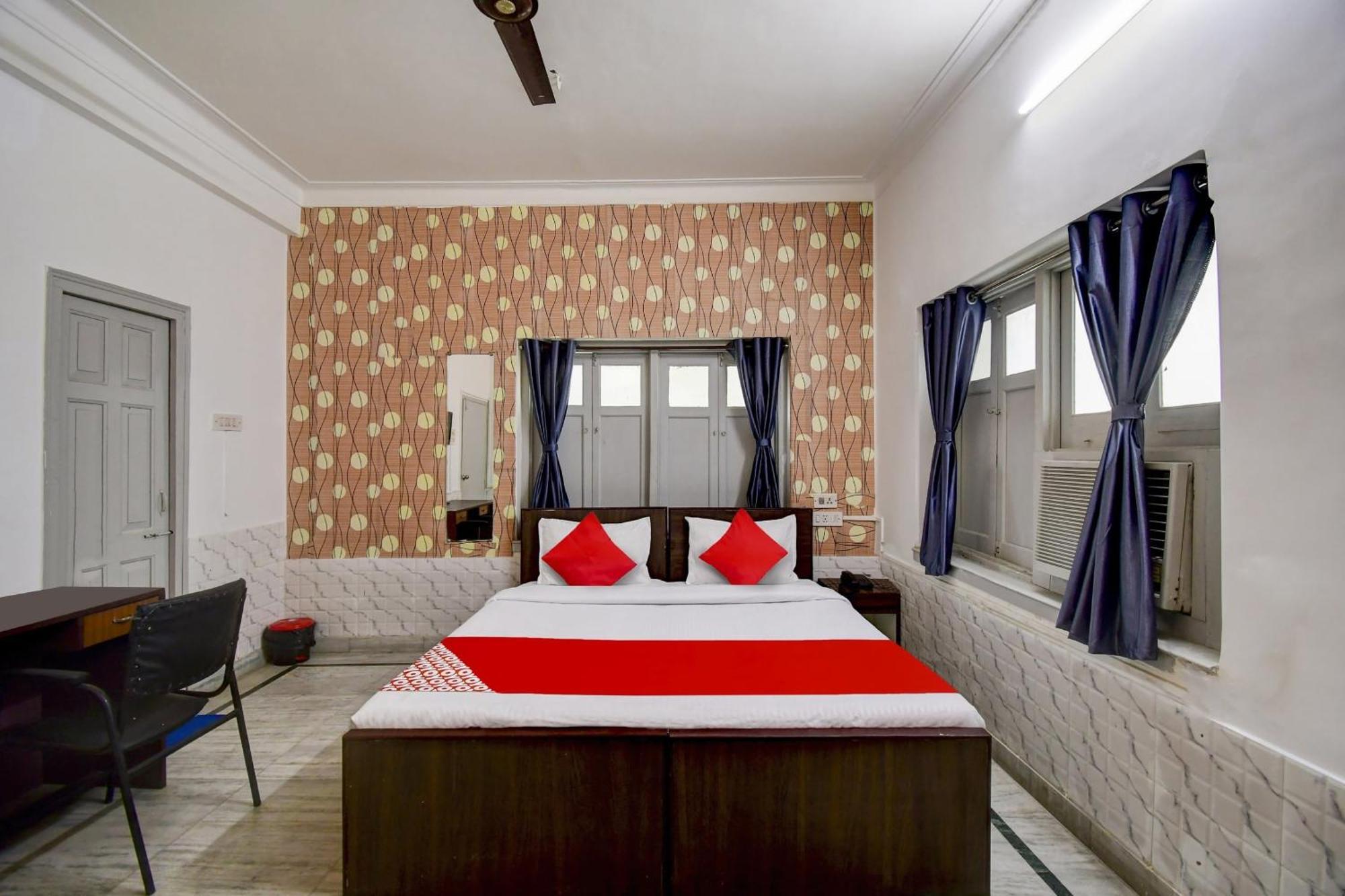 Super Oyo Hotel O Fantasy Stay Vibe Калькутта Экстерьер фото